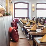 Wohnbar Otel 2*
